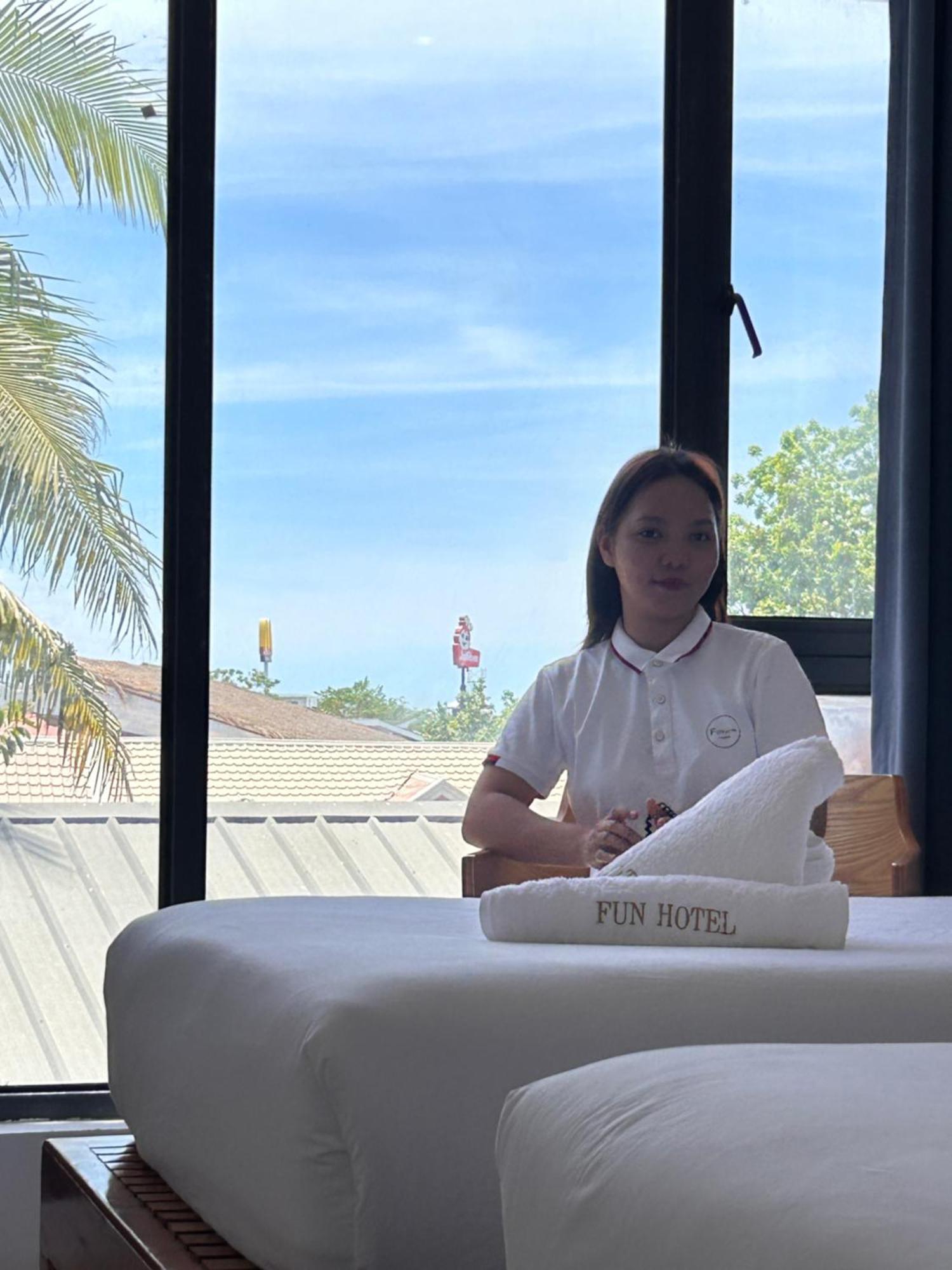 Fun Hotel Panglao Exterior photo
