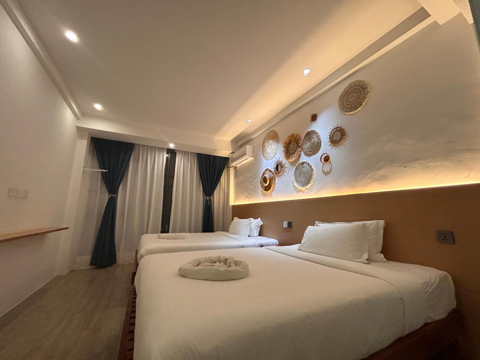 Fun Hotel Panglao Exterior photo